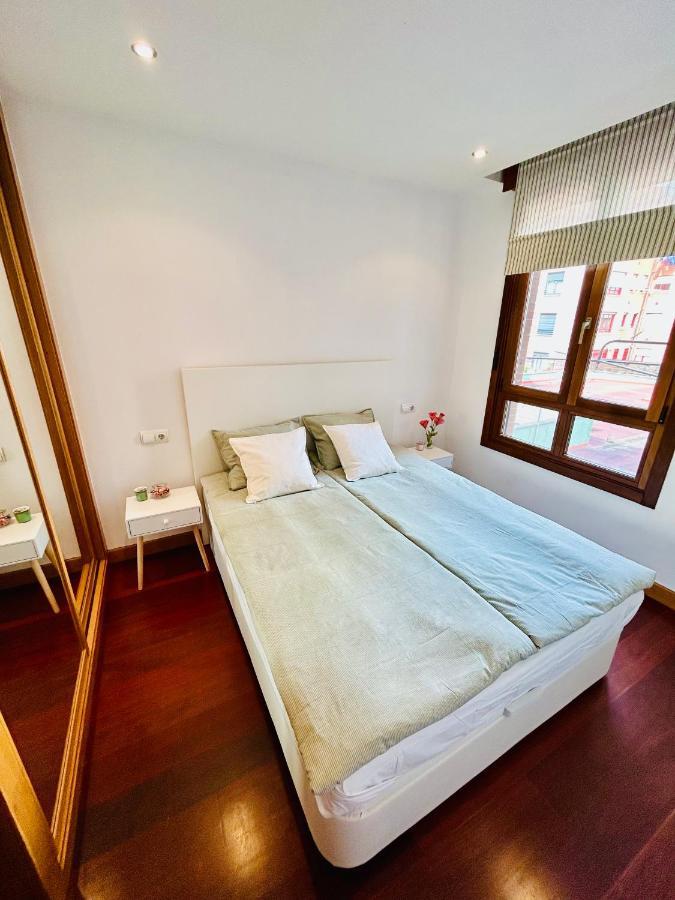 Yalta Apartments Gijón Kültér fotó